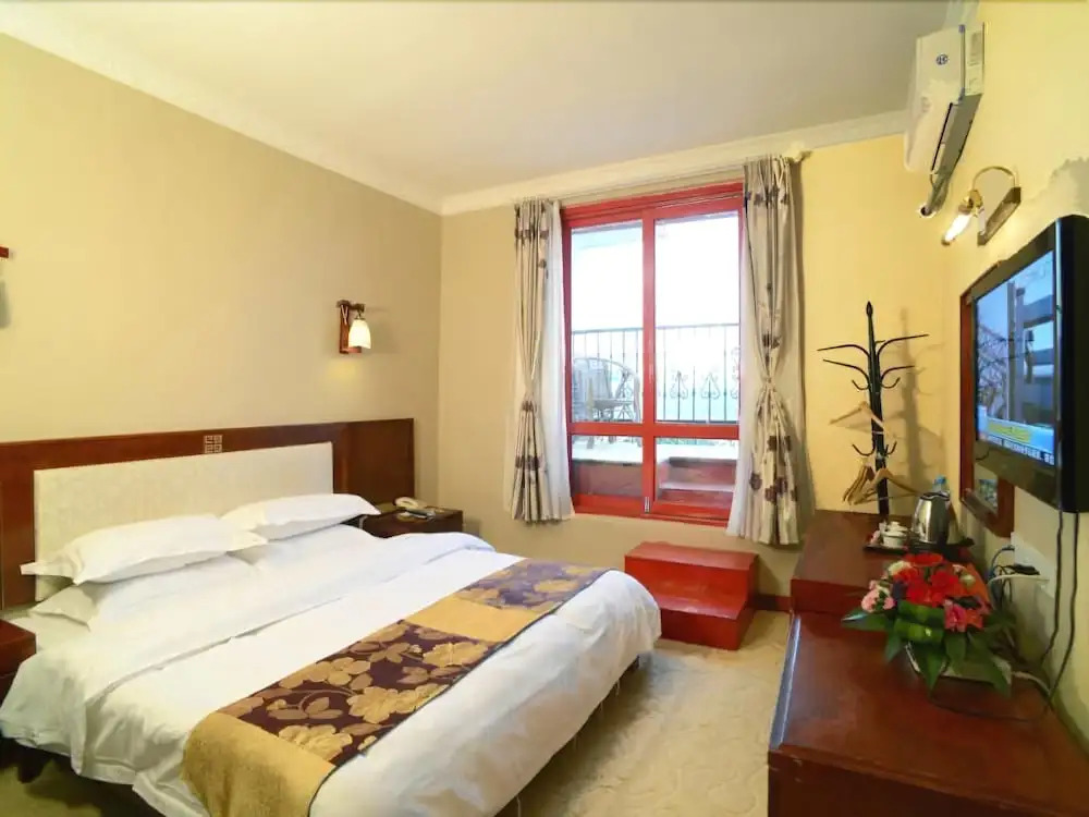 Yangshuo Imperial City Hotel
