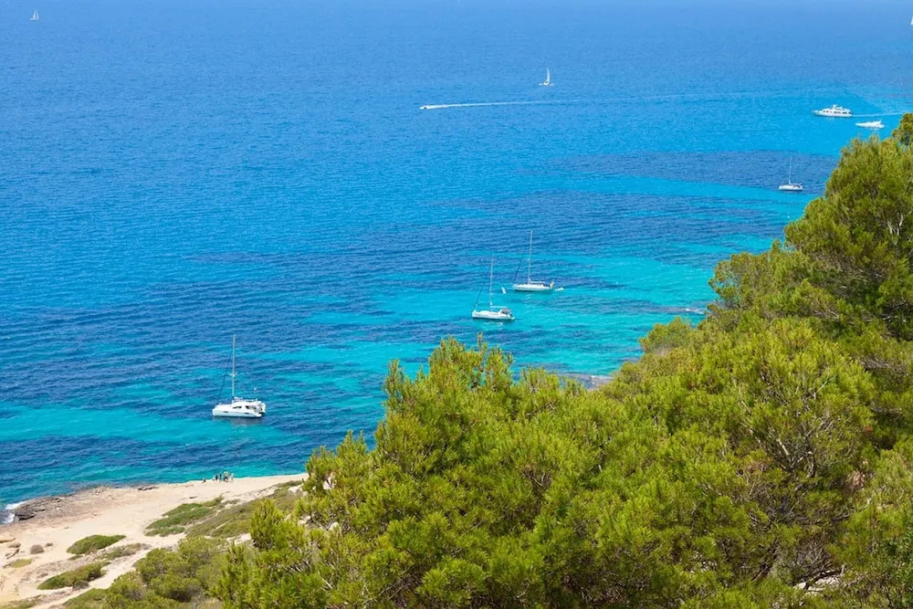Villa With 4 Bedrooms in Llucmajor, With Wonderful sea View, Private P