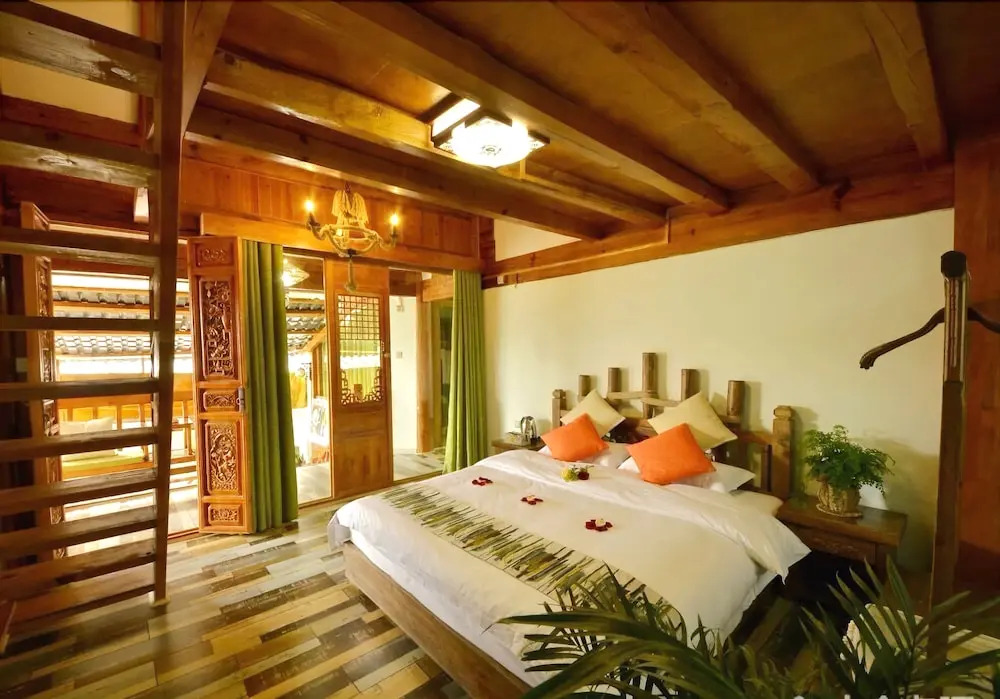 Lijiang Meilong Town Inn