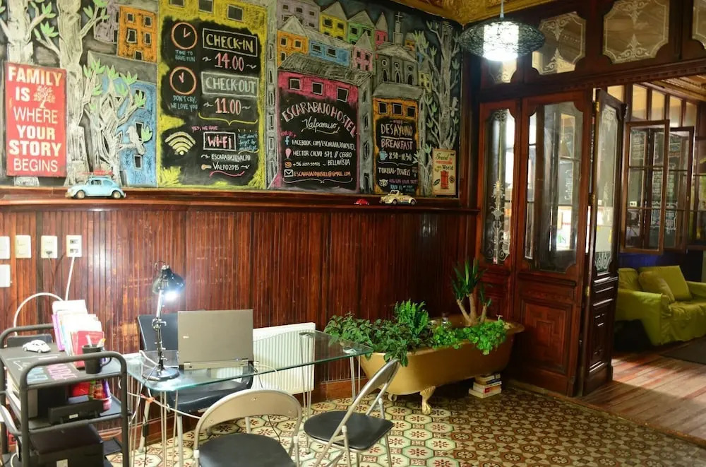Escarabajo Hostel