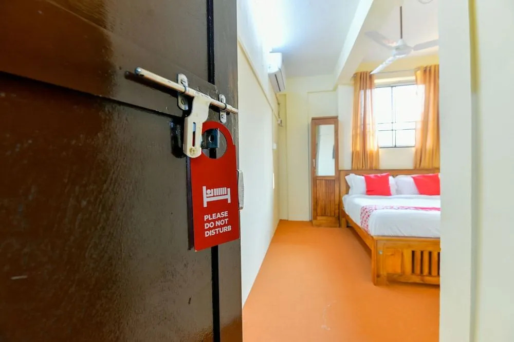 OYO 24607 Lotus Residency