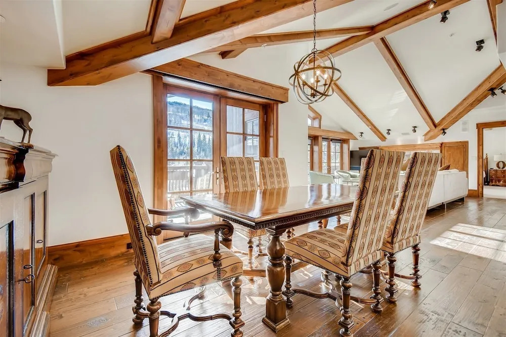 1-#42 4BD One Willow Bridge Road