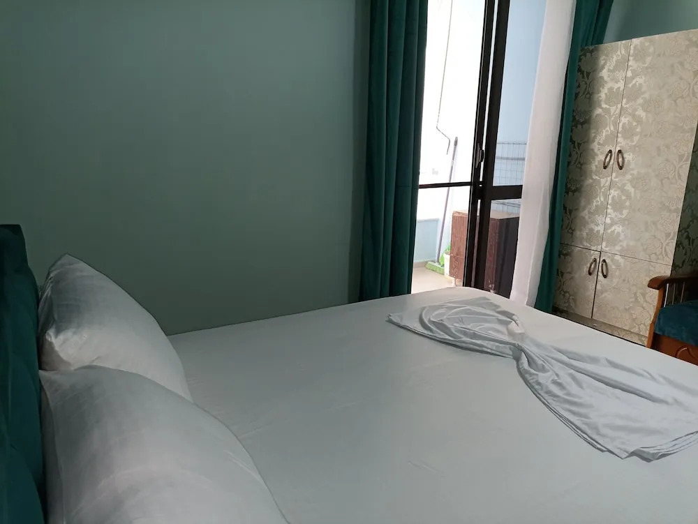 Beautifully Furnished Apartment in Plazh