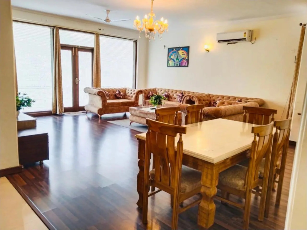 2BHK Fortune Home Near Max,PVR,Citywalk