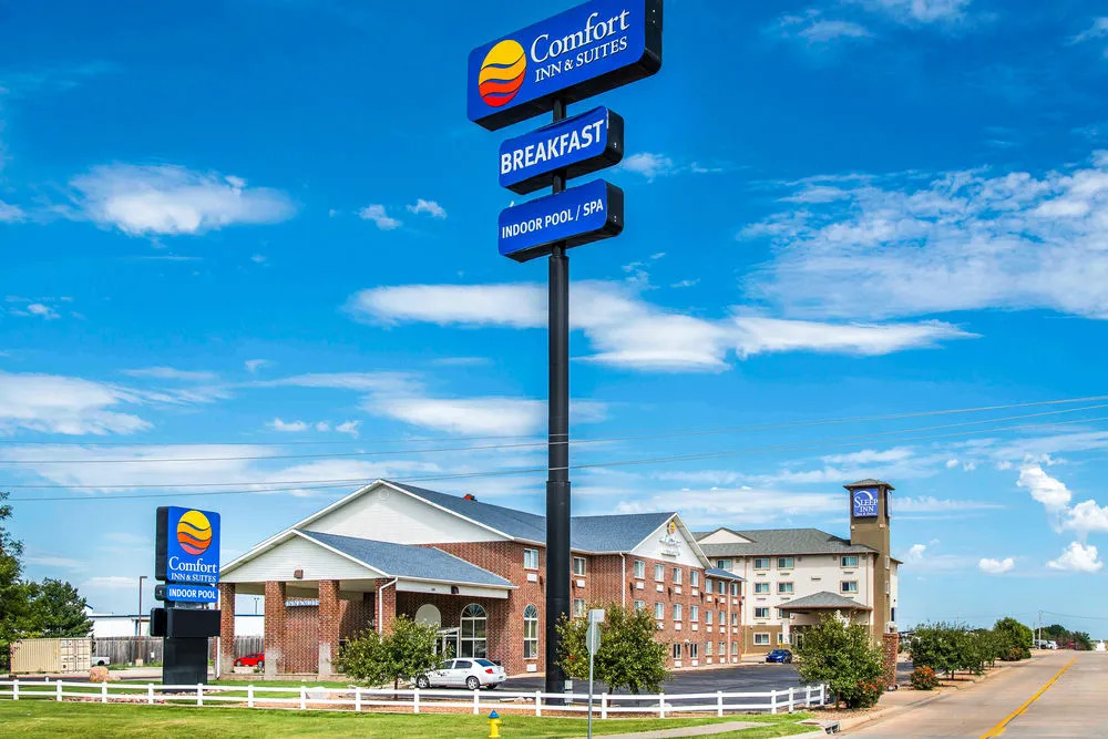 Comfort Inn & Suites North