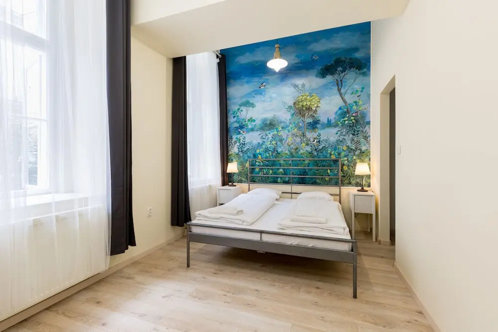 Blue Bird Apartment