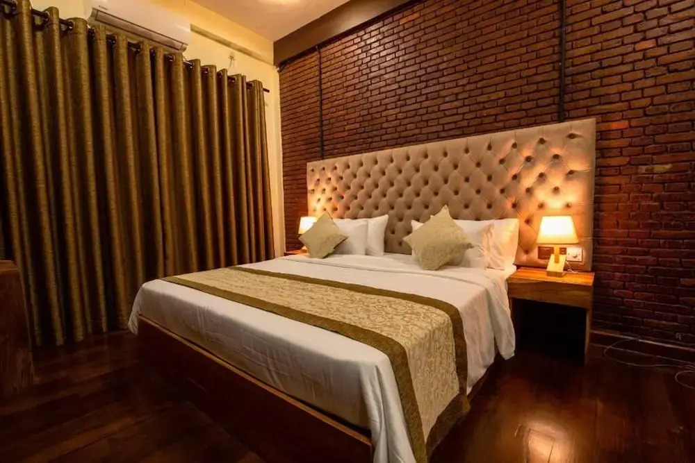 Manthra Leisure