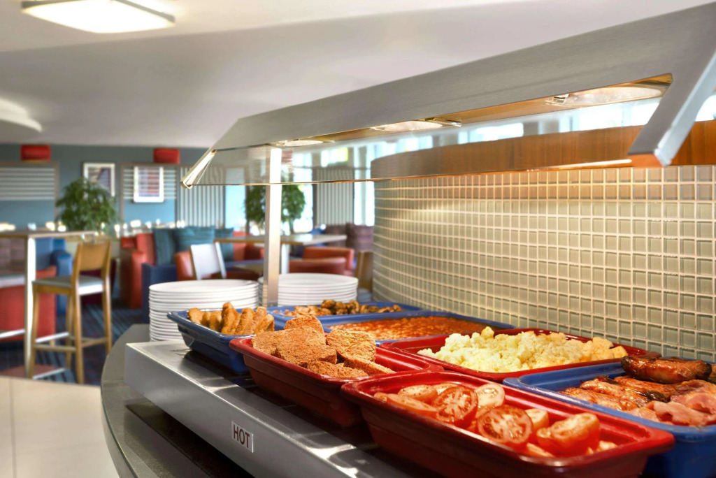 Ramada Encore by Wyndham Doncaster Airport