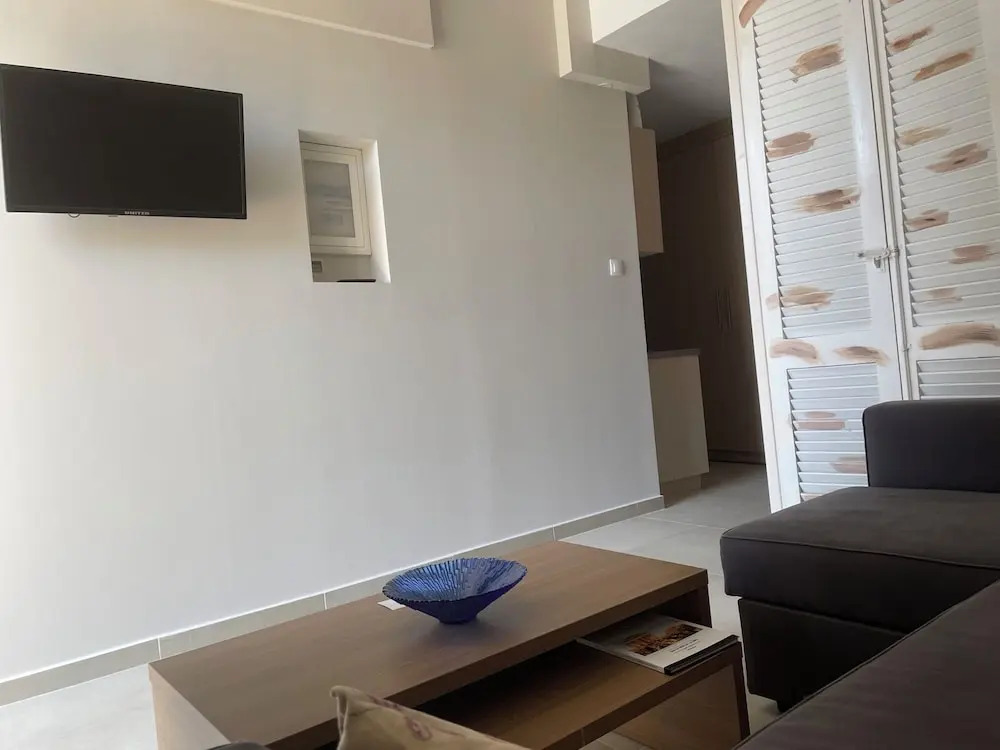 Christies Luxury Suites by Dandy Hospitality