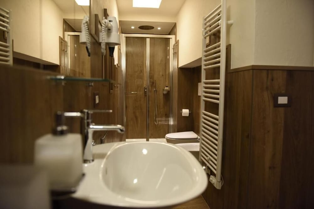 GAPO Rooms