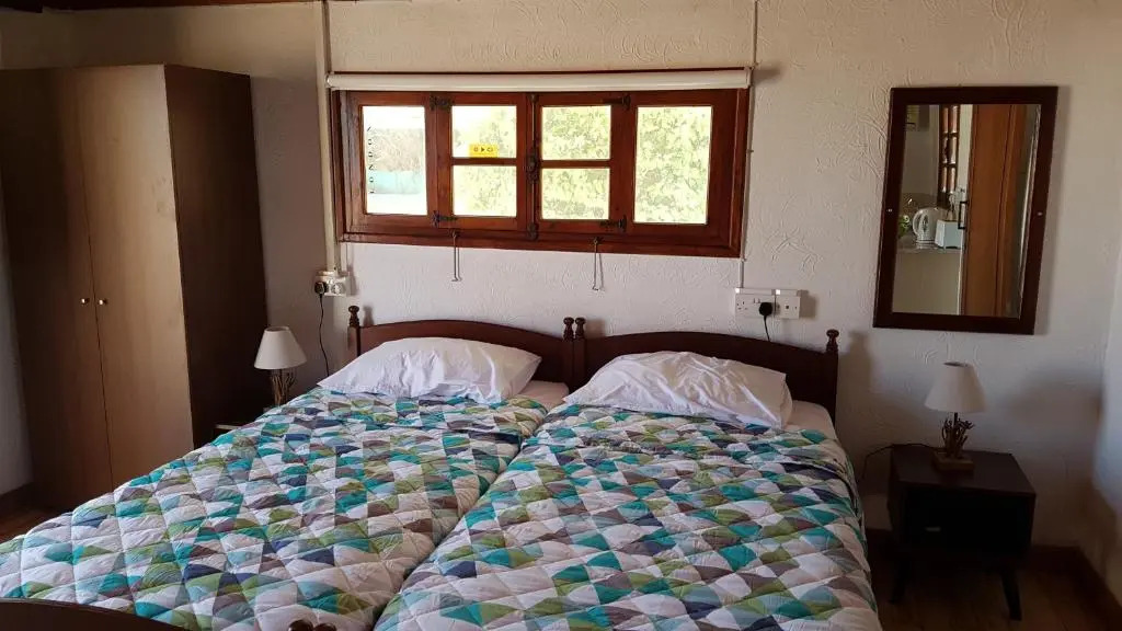 ZORBAS Sea View No 4