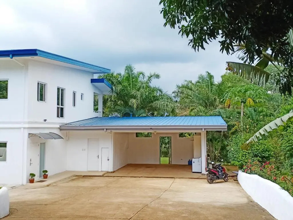 Villa Tropical Garden with Pool