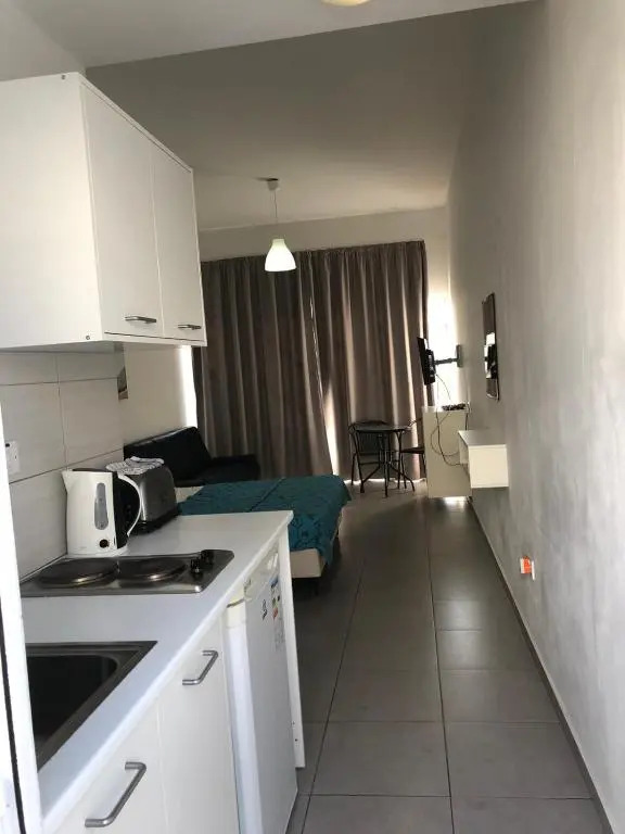 Sunny Holiday Apartments