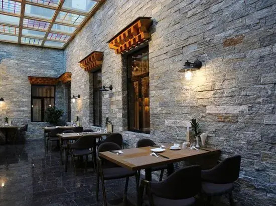 Gusiluo Hotel