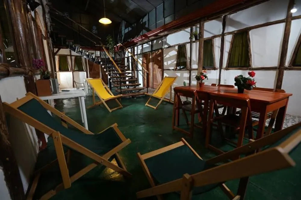 Iguana Point Hostel