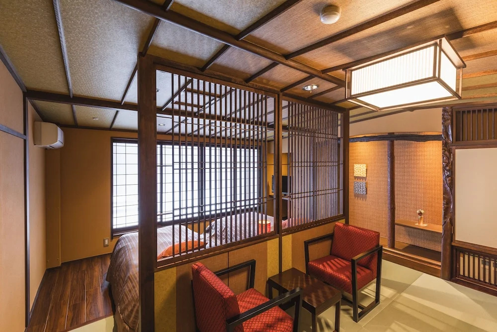 Tsuta Onsen Ryokan