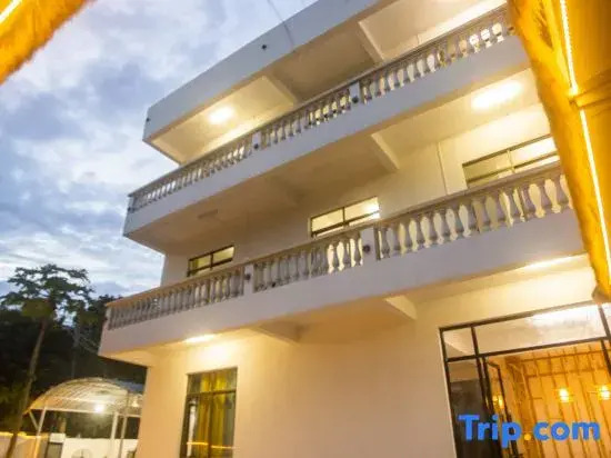 Weizhou Island Banxia Yunjian Homestay (Shell Beach)