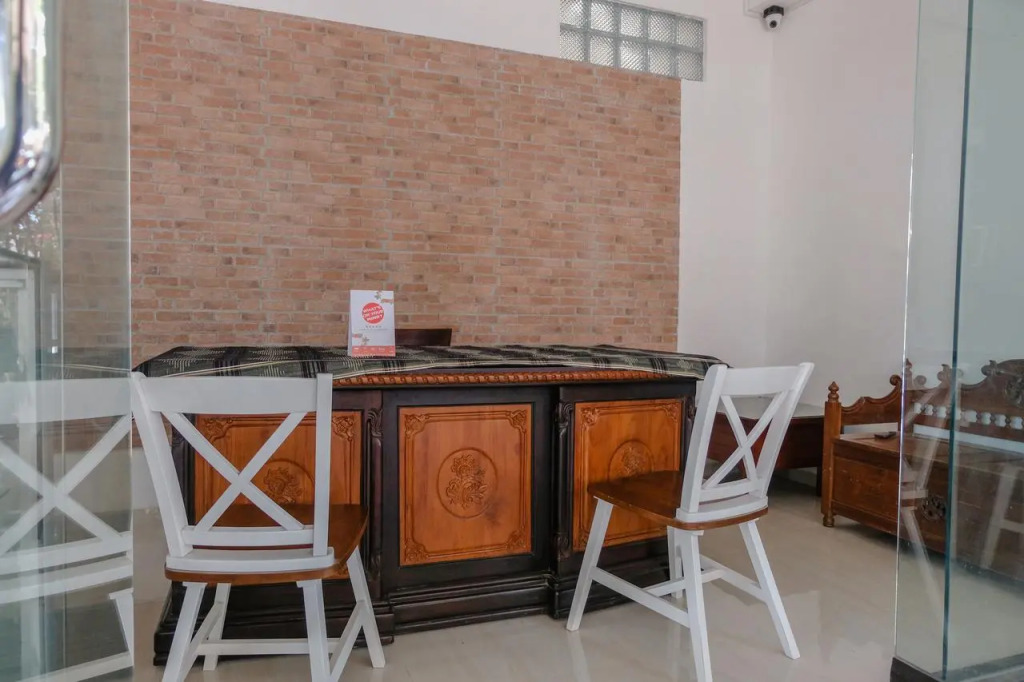 OYO 1507 Mahveen Family Residence