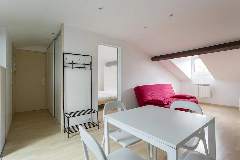 Nice 2 Room Apartment - Lyon