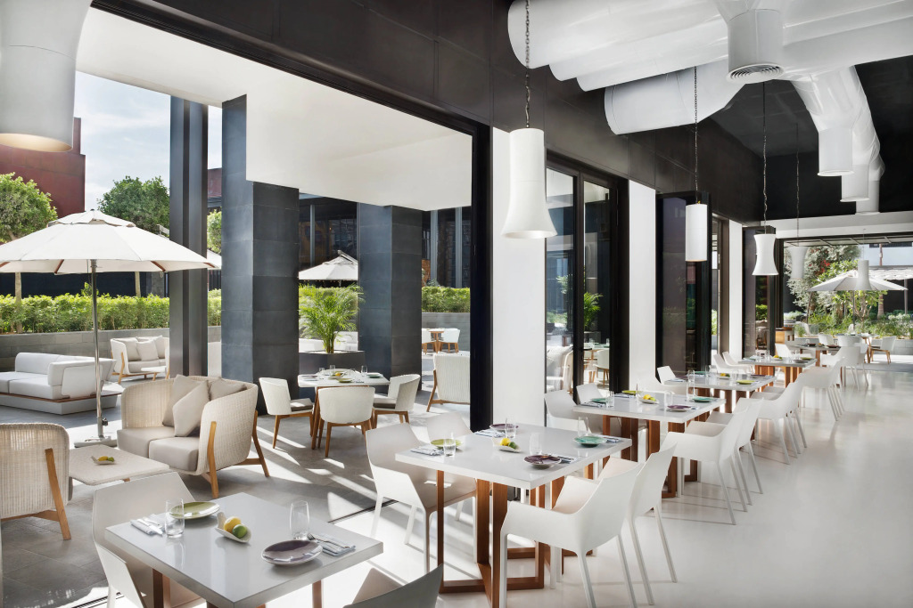 La Ville Hotel & Suites CITY WALK Dubai, Autograph Collection