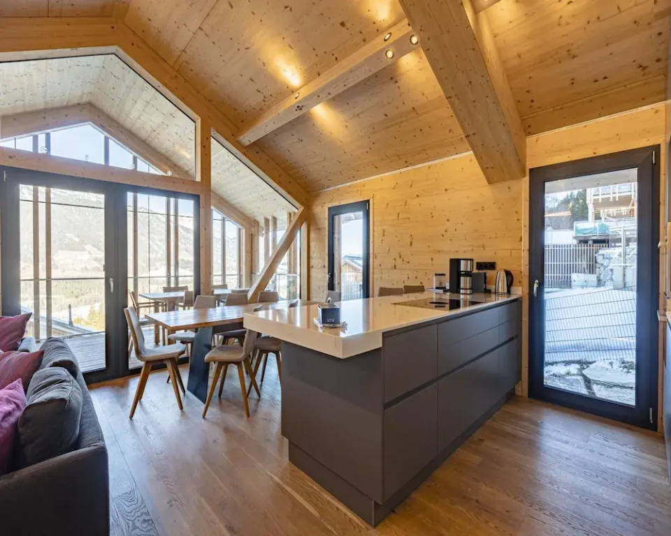 Attractive Chalet on the Slopes
