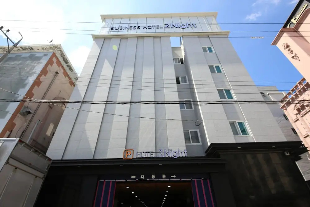 2Night Business Hotel