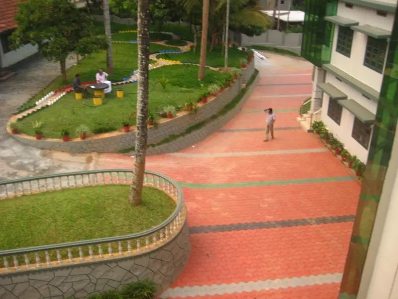 Misty Hills Resort