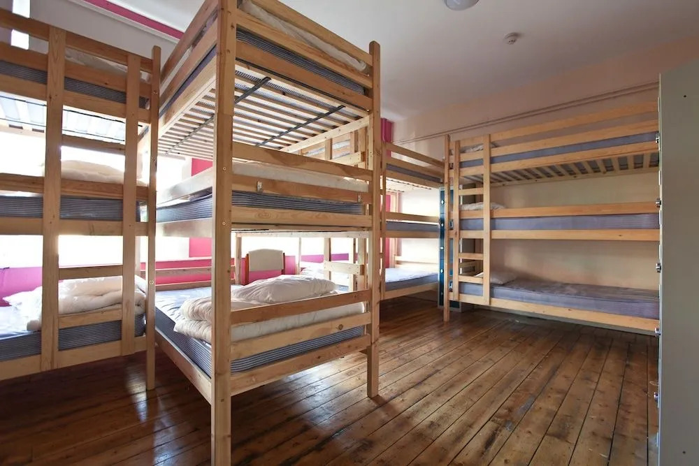 Hostel Connect