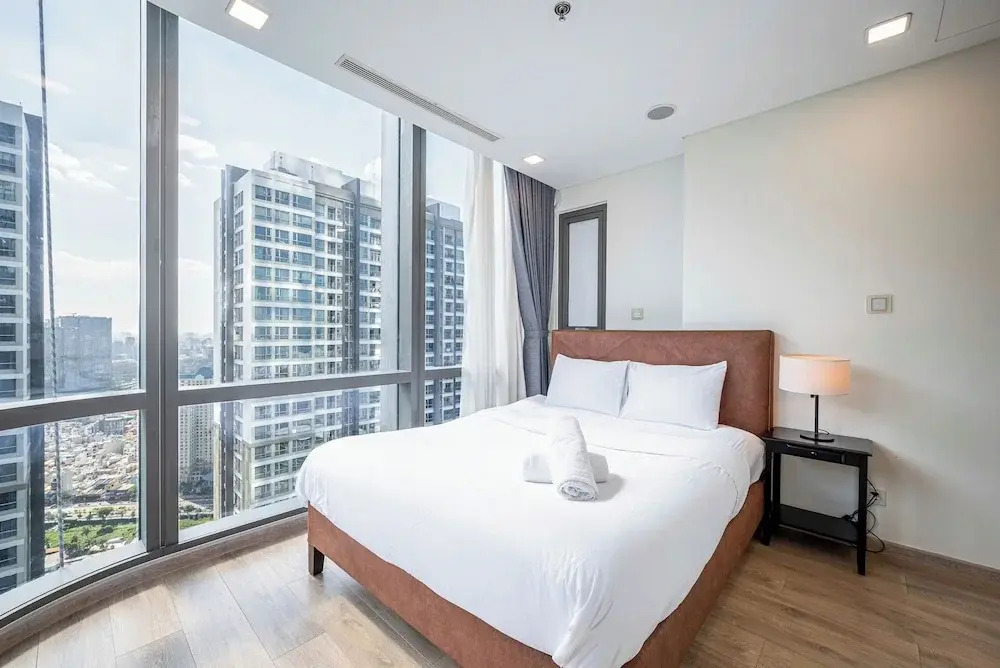 The Emerald Suites at Landmark 81