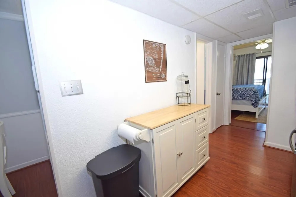 Sea Mark 308 1 Bedroom Condo by RedAwning