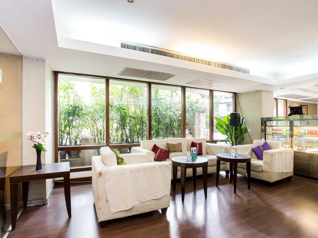 Bangkok Centre Hotel
