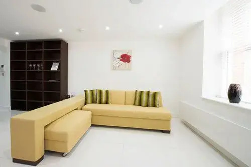 Albany House Luxury Serviced Apartments