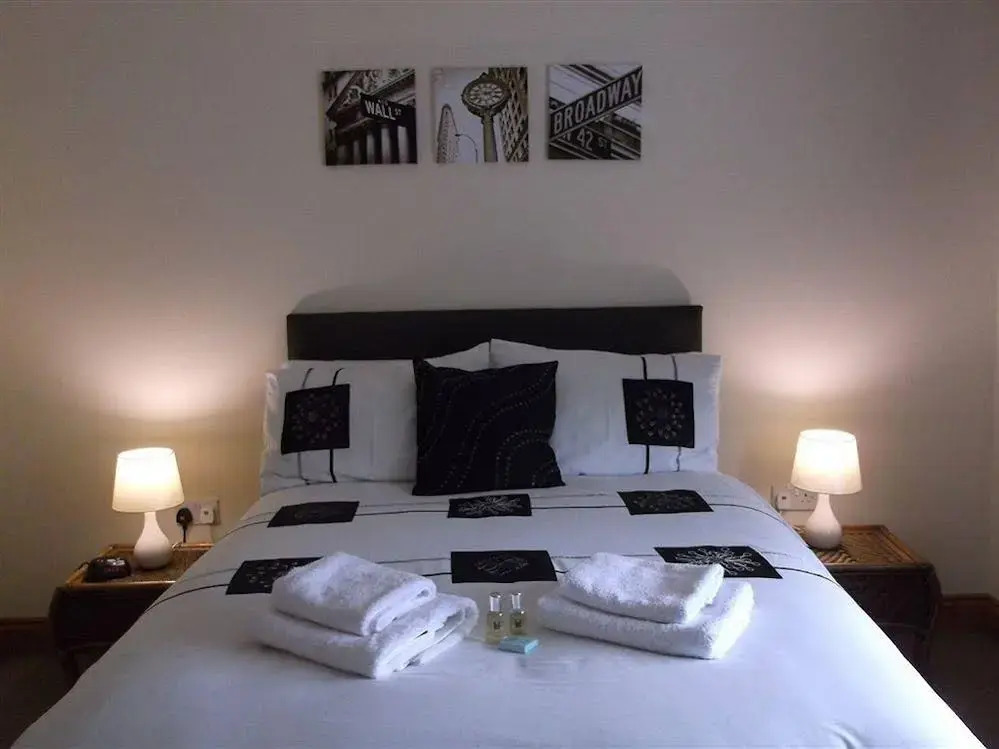 Thistledo House Bed & Breakfast