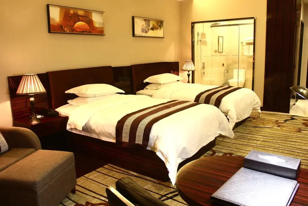 Liang Fan Holiday Inn
