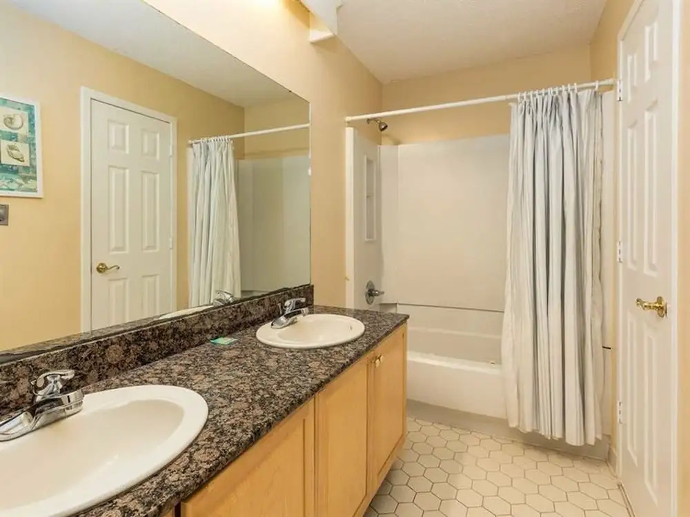 The Whaler 7B by Meyer Vacation Rentals