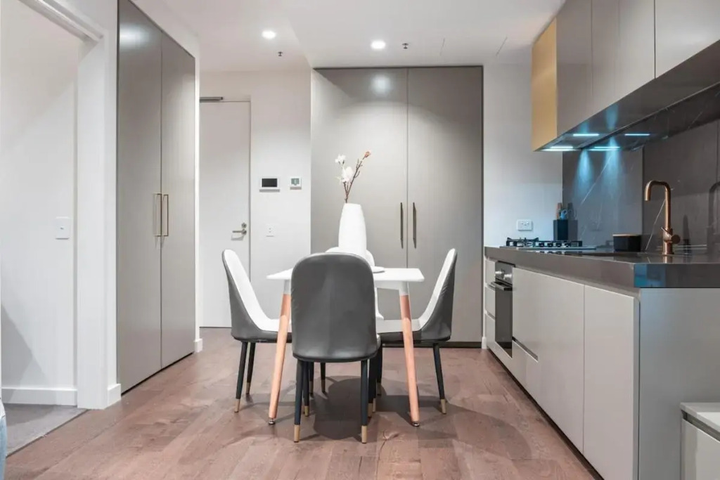 Relaxed 1BR1BA city view apt+WIFI in CBD