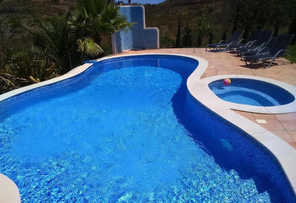 5 Bedroom Villa Pool and Garden