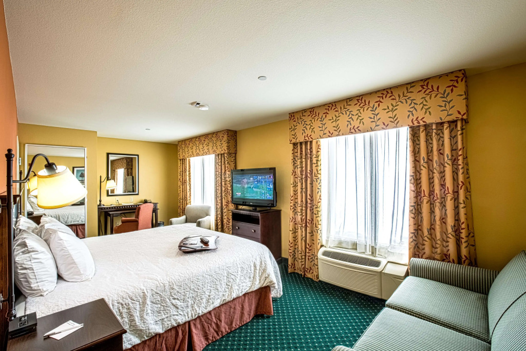 Hampton Inn & Suites Sacramento-Elk Grove Laguna I-5