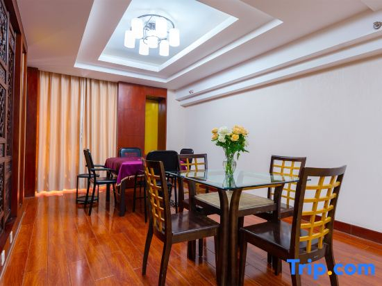 Yimenjun Township Hotel