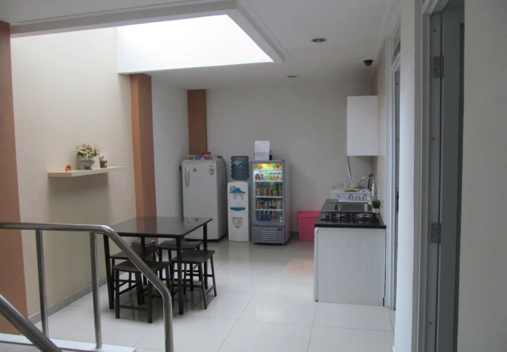 Guest House 8