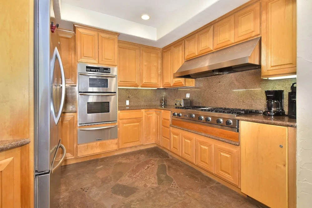 1818 W Ocean Front Coad 6 Bedroom Duplex