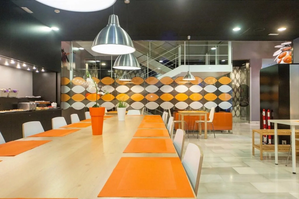 Отель Barna House Hotel