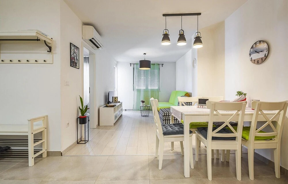 Beautiful Apartment in Pula With Wifi and 1 Bedrooms