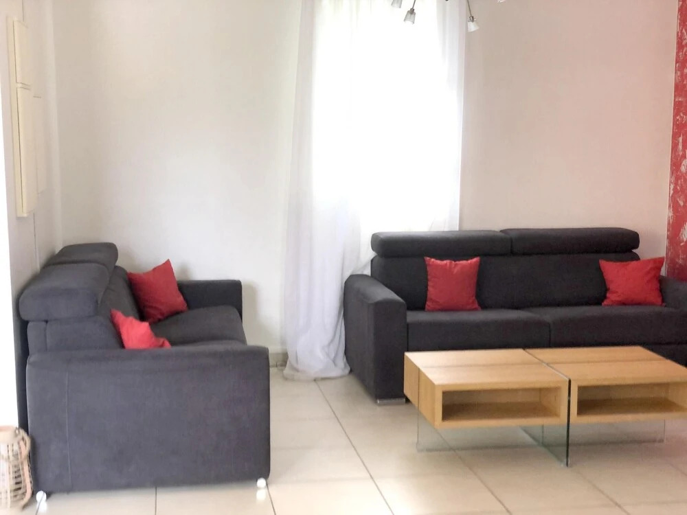 House With 3 Bedrooms in Le Gosier, With Shared Pool, Enclosed Garden and Wifi - 3 km From the Beach