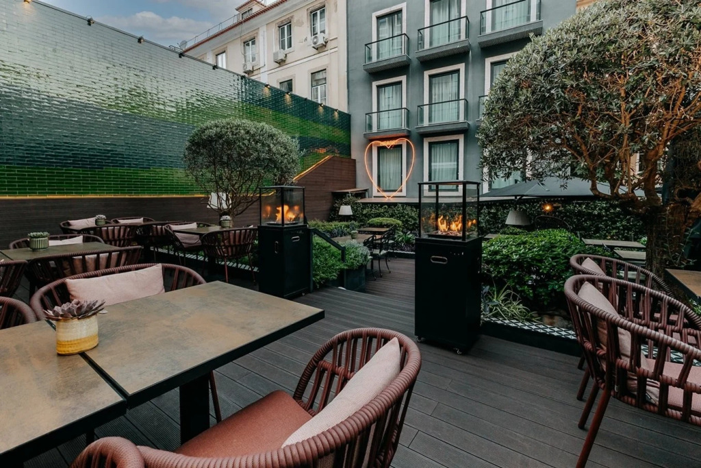 138 Liberdade Hotel