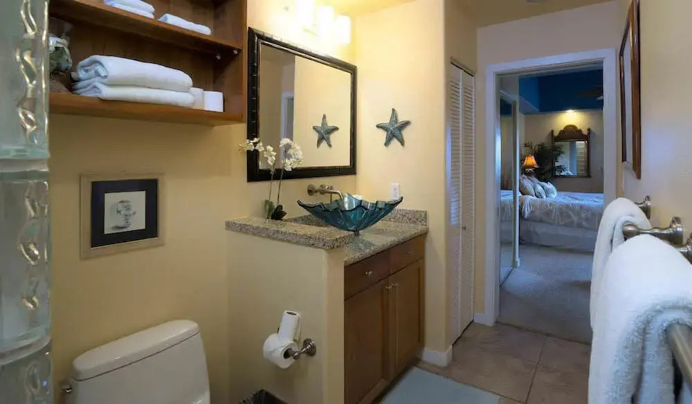 The Beach Villas w/ Pool Hot Tub & A/c!