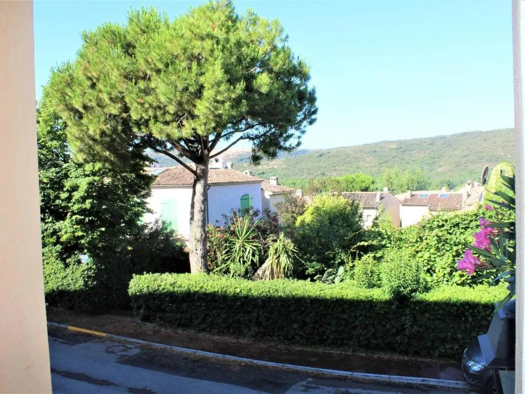 Appartement Villeneuve-Loubet, 2 pièces, 4 personnes - FR-1-252A-83