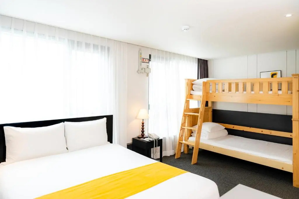 Seogwipo Hills Hotel