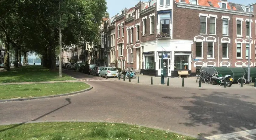 Kralingen B&B