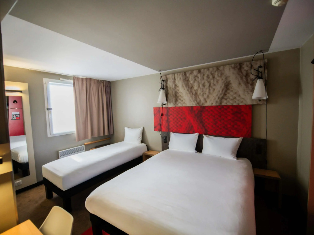 ibis Paris Canal Saint Martin